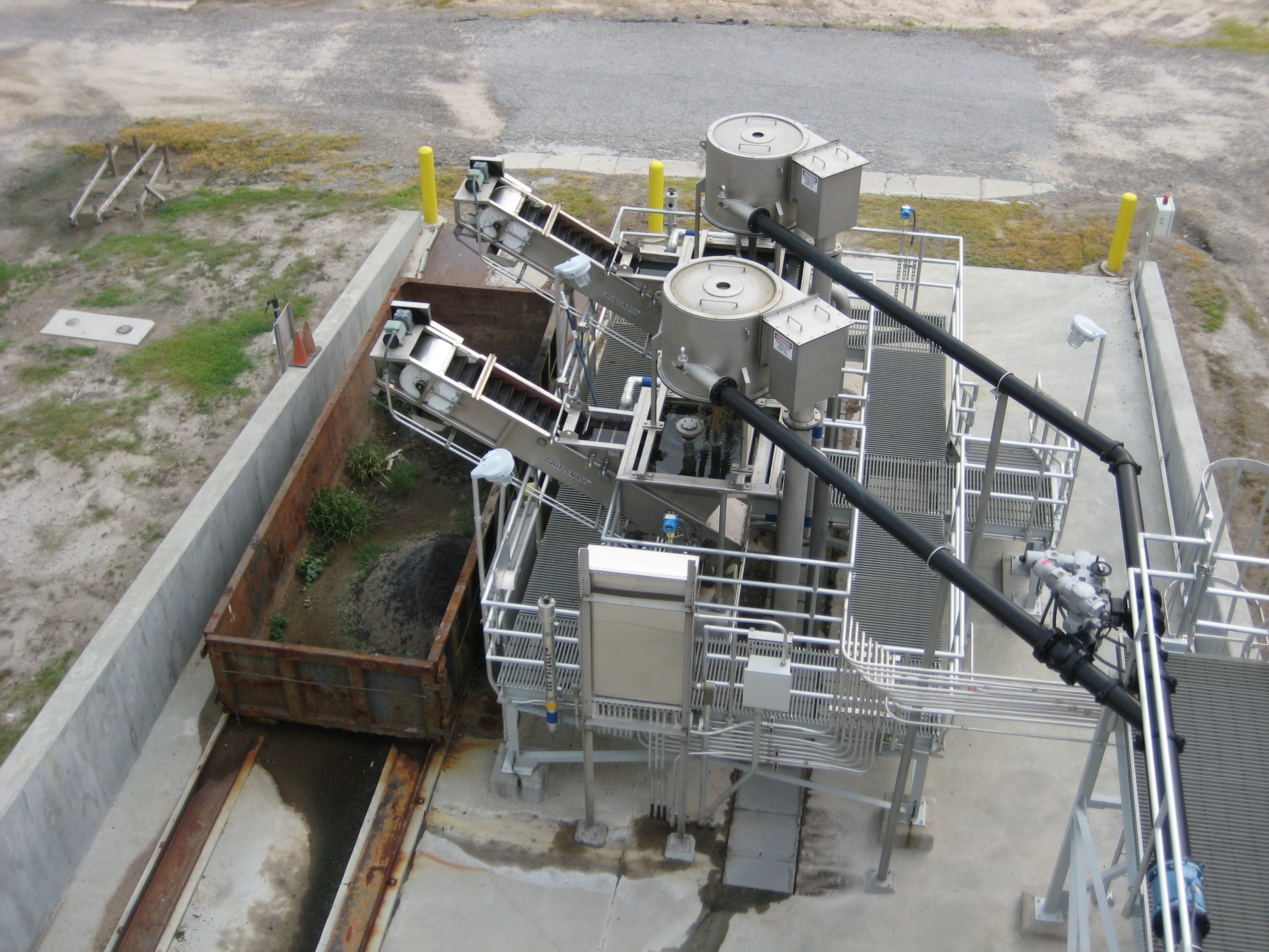 Sludge Degritting SlurryCup™ and Grit Snail® Oldcastle Infrastructure